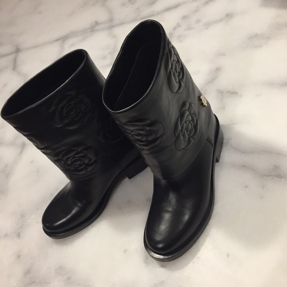 Chanel Camelia Boots 37 NEW! - Picture 7 of 8